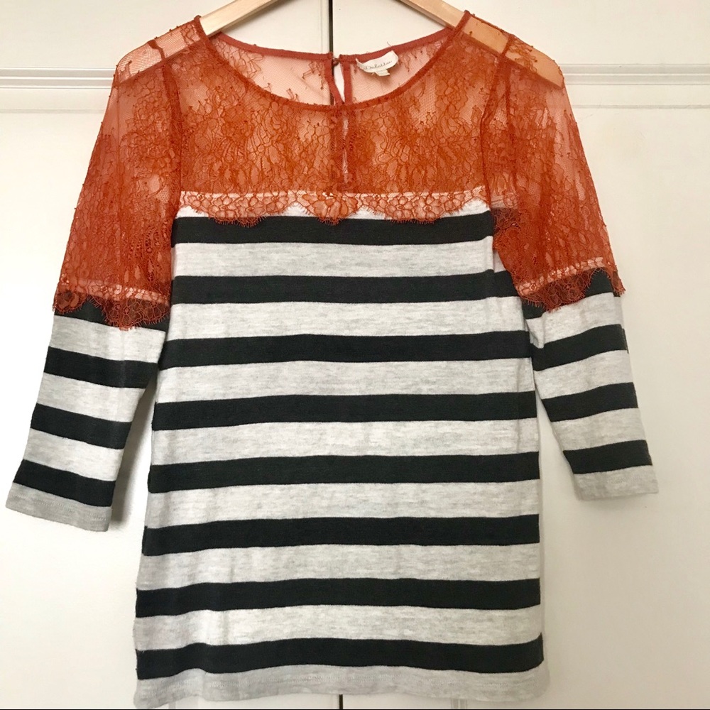 Deletta✨ Lace & Stripped Top